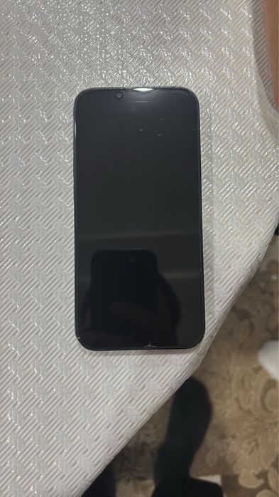 Продам айфон 13 срочно