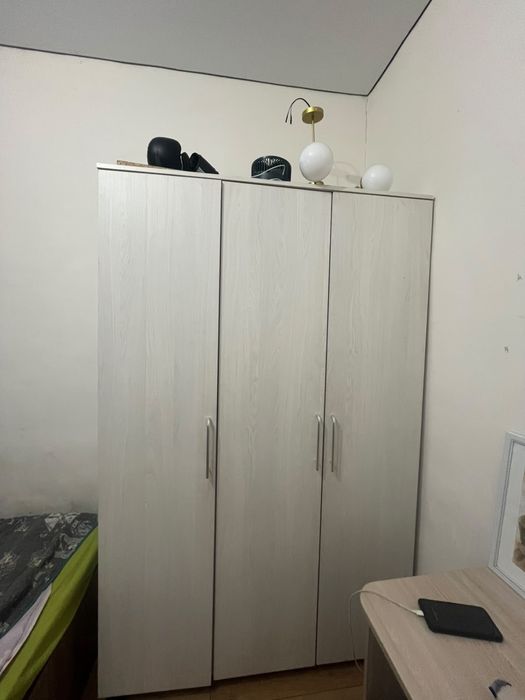 Продам кровать и шкаф