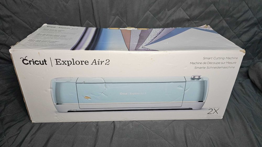 Cricut Explore Air™ 2 - Folosit o singură dată, accesorii sigilate