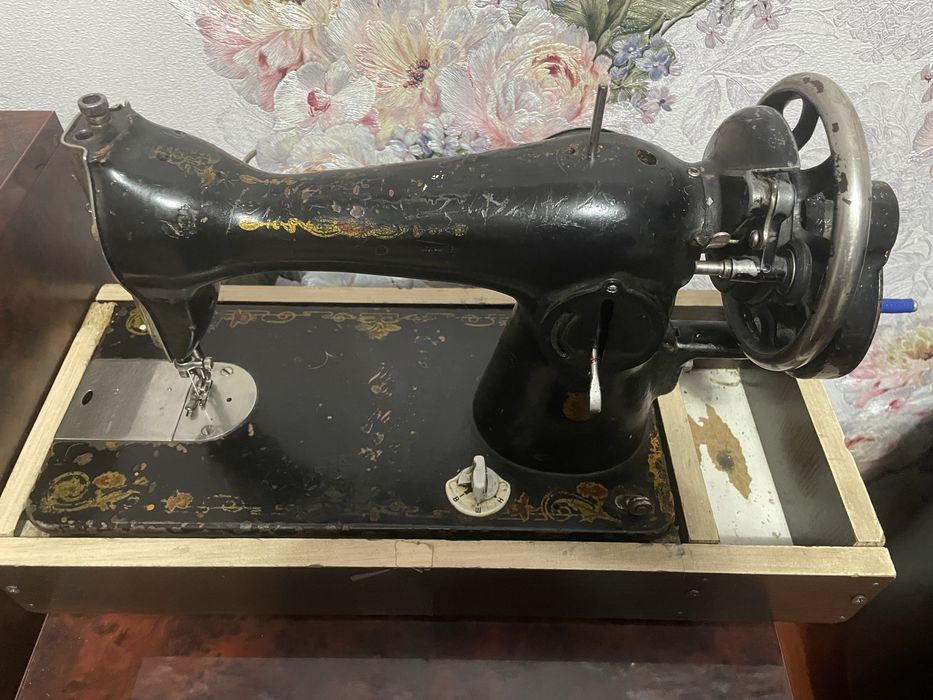 Швейная советская машинка