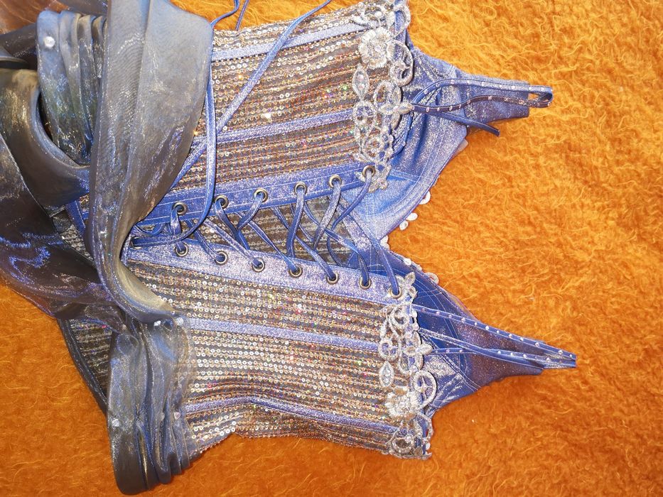 Бална рокля