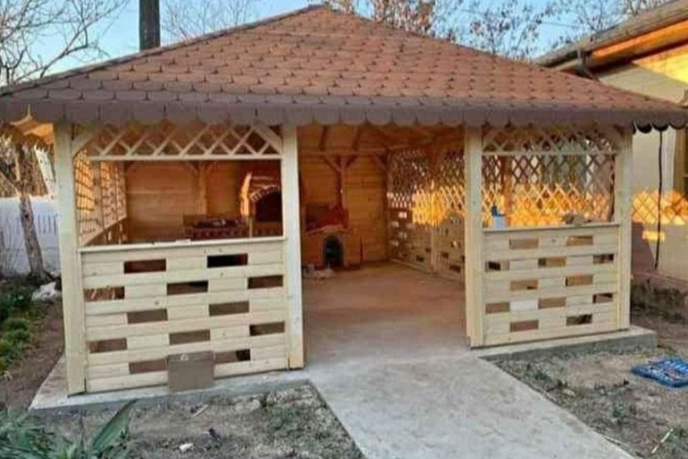 Vând și facem foișoare terase și magazie de depozitare și alte modele