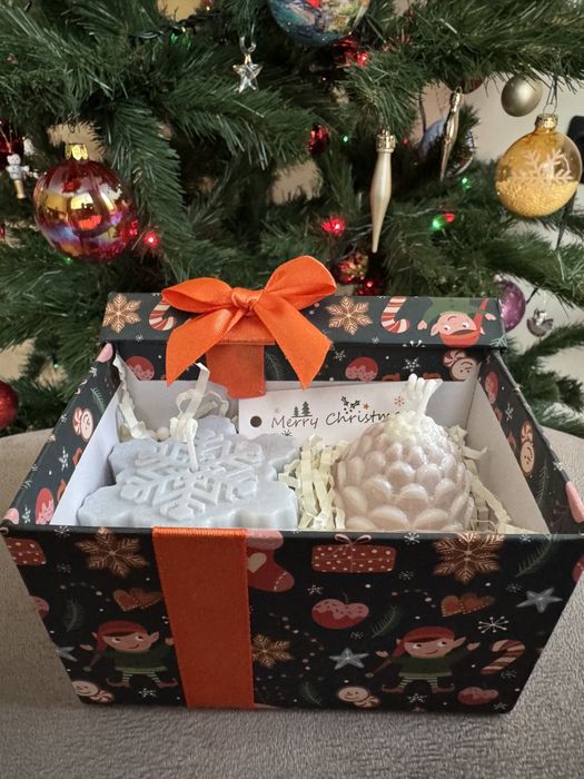 Коледна кутия за подарък