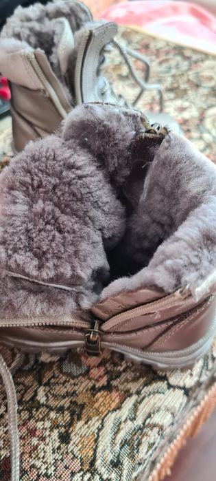 Продам зимние детские сапожки