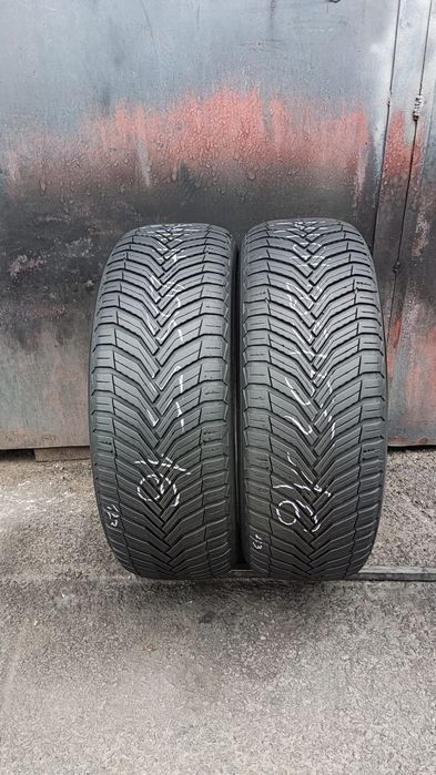 2бр. всесезонни гуми 205/55/16 Michelin Cross climate 2
dot23