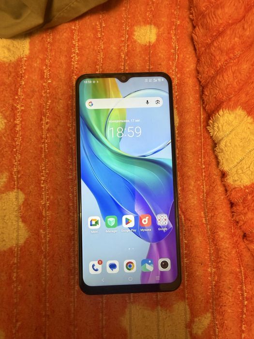 Продам телефон Vivo Y03