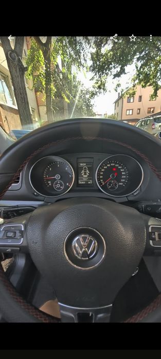 VOLKSWAGEN Golf 2011 — imagine 4