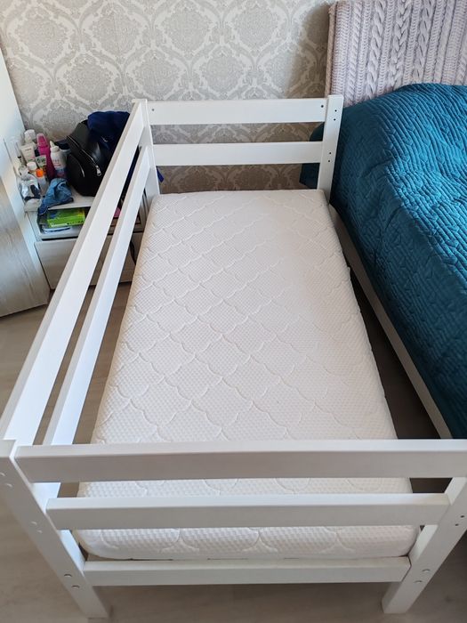 Кроватка детская