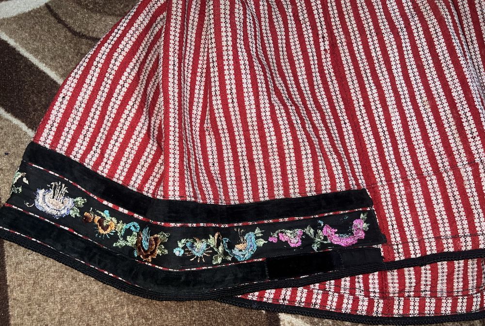 Автентична тракийска (криволичена) рокля