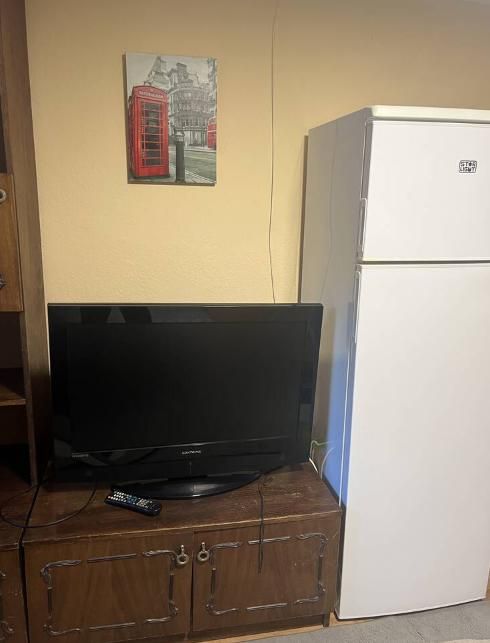 Дава се под наем Двустаен апартамент в Пловдив, Христо Смирненски - 30 кв.м за 200 € - Снимка #3