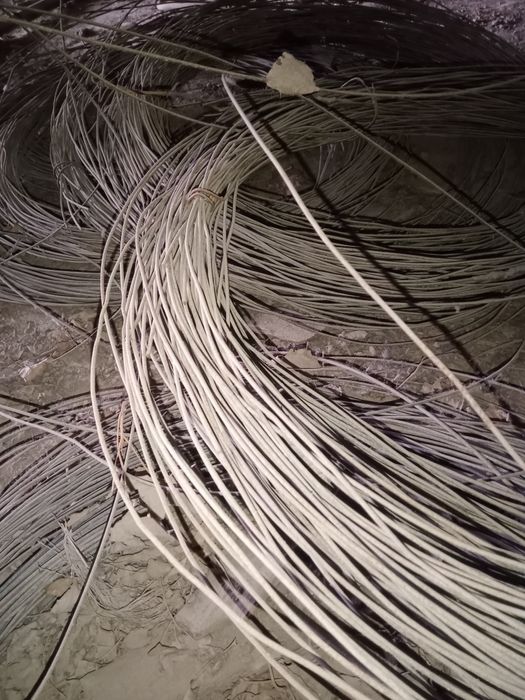 Проволки стальные б/у