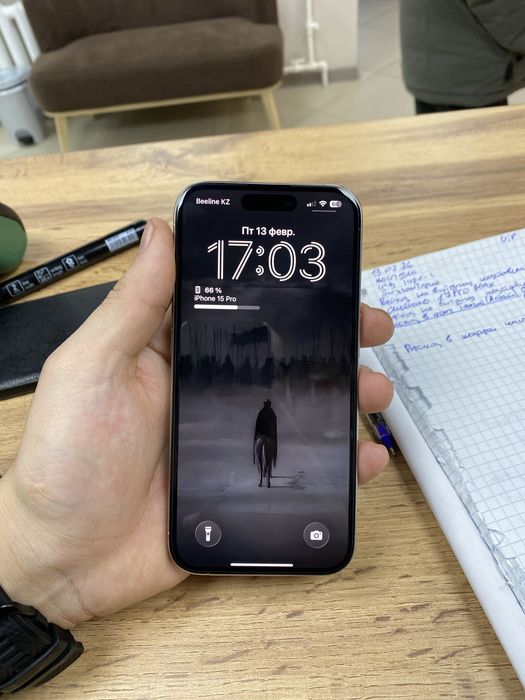 Продам Iphone 15 Pro 128