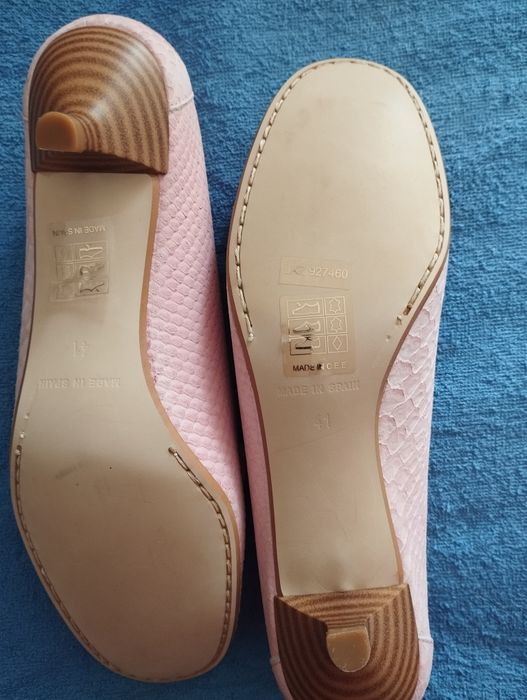 Продам мокасины новые