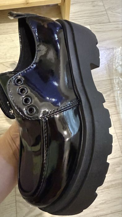 Женская обувь новая