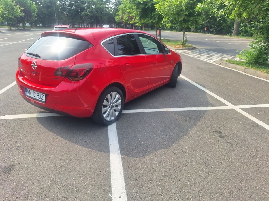 OPEL Astra 2011 — imagine 5