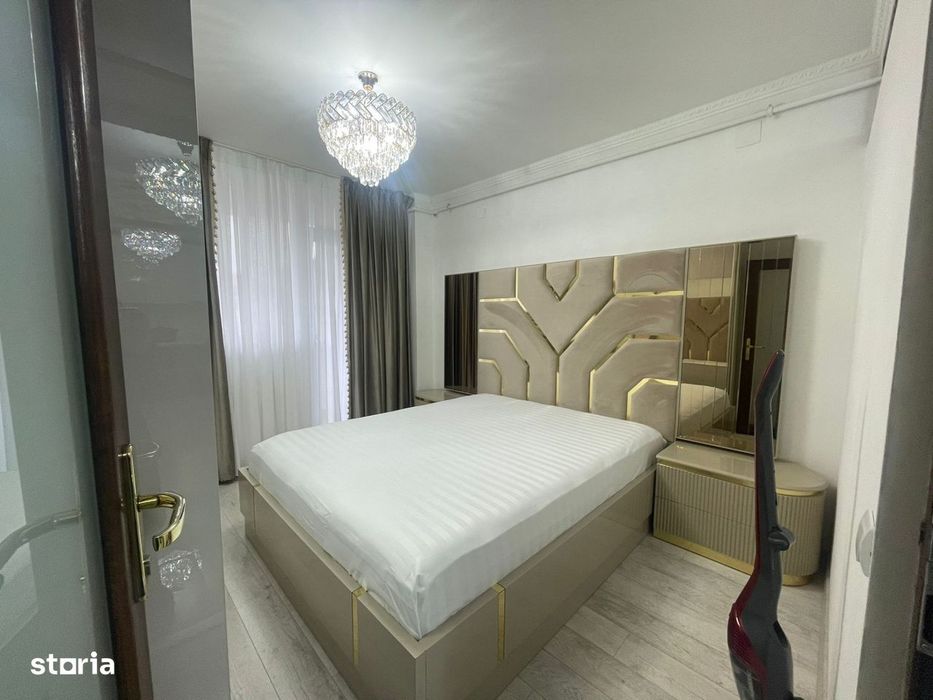 Apartament de vanzare 4 camere in zona Cetatii! — fotografia 3