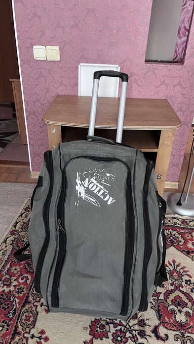 Сумка-чемодан вместительный