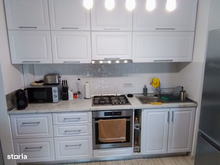 Proprietar - vand apartament de 2 camere ADORA PARK