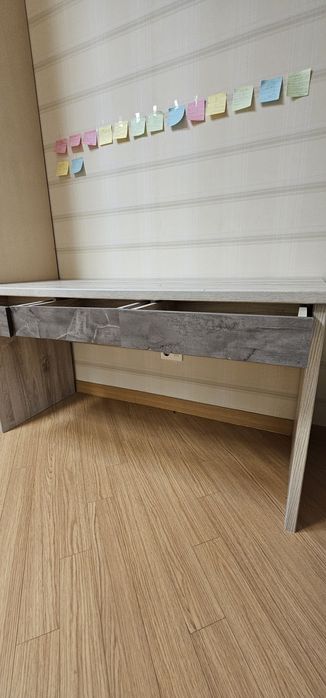 Срочно продам писиенный стол!