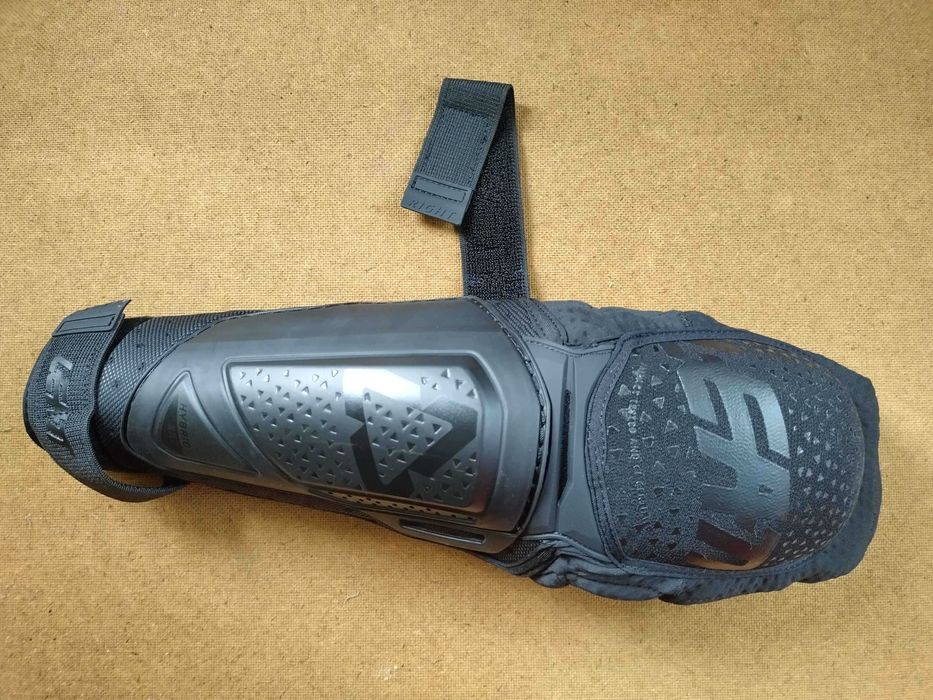 Наколенки Leatt 3DF Hybrid EXT