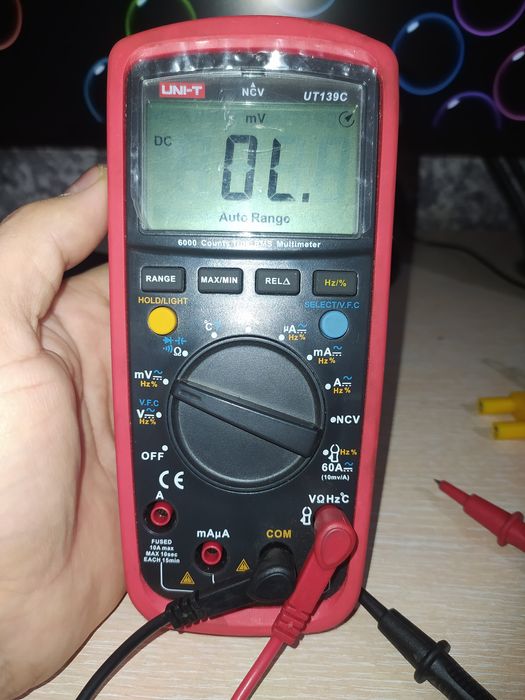 Продам мультиметр Uni-T UT 139 C.,