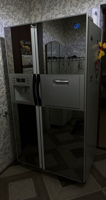 продам холодильник samsung