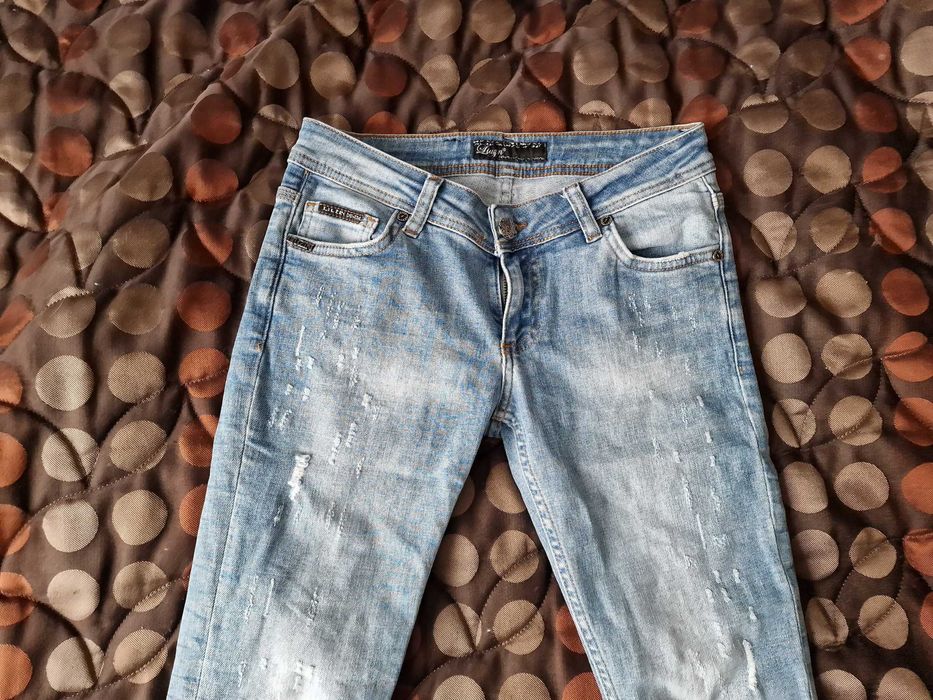 Дамски дънки ниска талия S