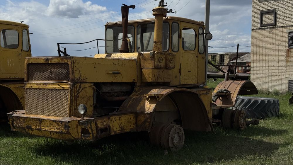 Кировец - 700 / 701 К700-701 трактор