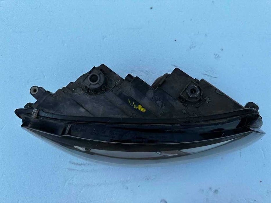 Far Dreapta cu Halogen Volkswagen Touran 1T3 2010 - 2015
