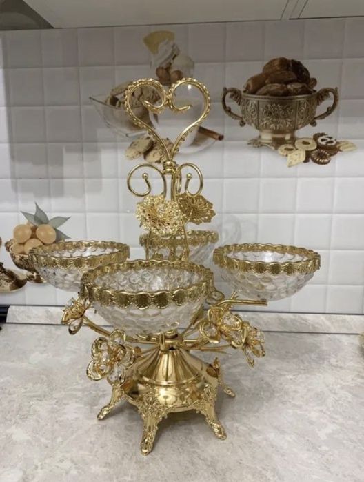 Продам менажницу