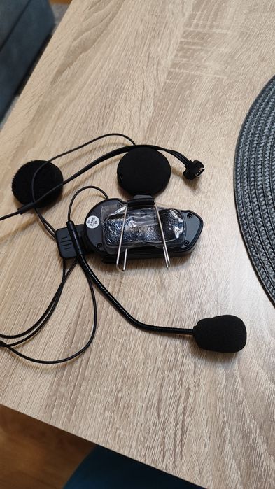 Интерком за каска 2бр - 20лв за брой