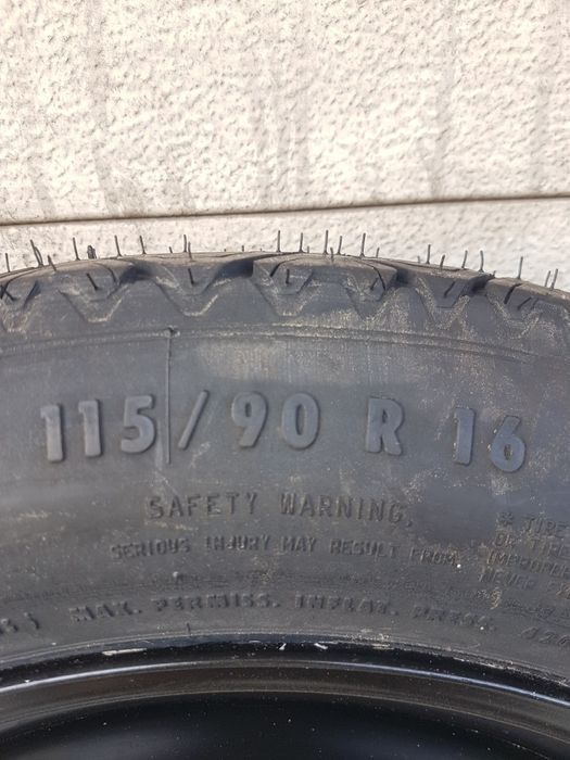 Оригинална резервна гума патерица за BMW 16 цола