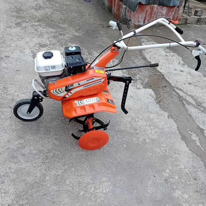 De vânzare motosapa 7cp noua decât făcut probe in perfecta stare de funcționare