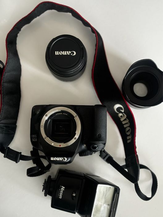 CANON EOS 550D folosit