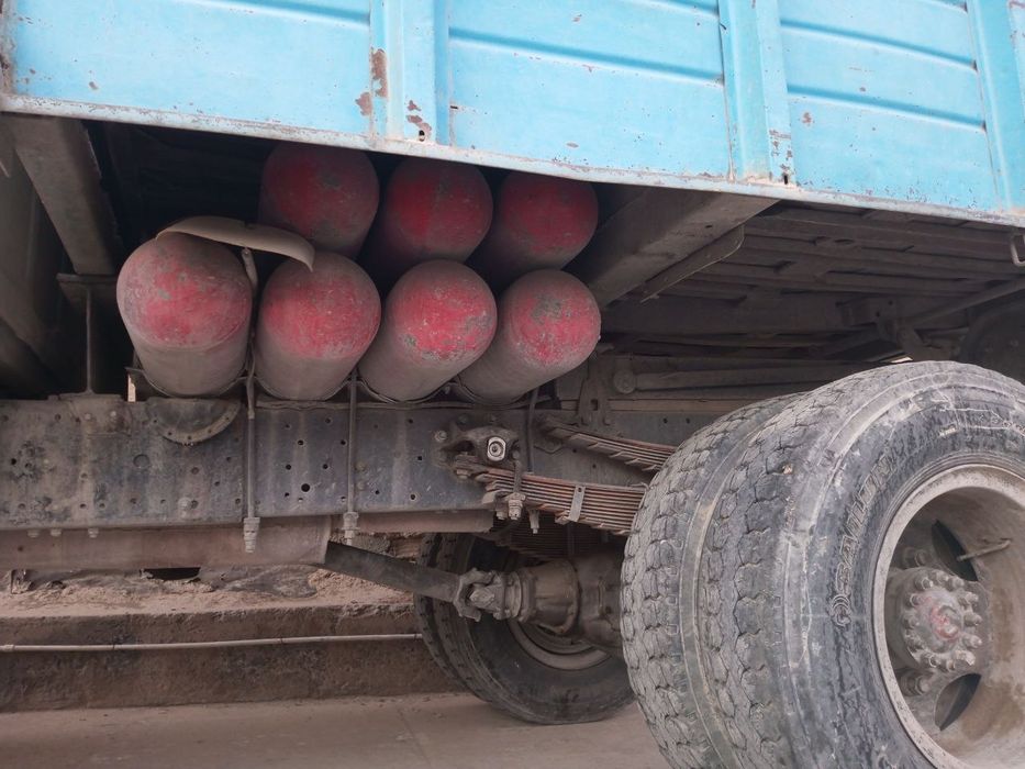 Зил сотилади чотки