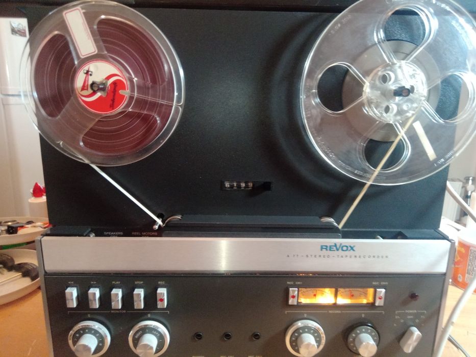 Magnetofon REVOX A77 2trak și setul de naburi originale.Servisat!