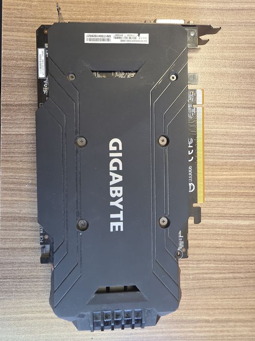 Видеокарта GEFORCE 1060 GIGABITE 3GB