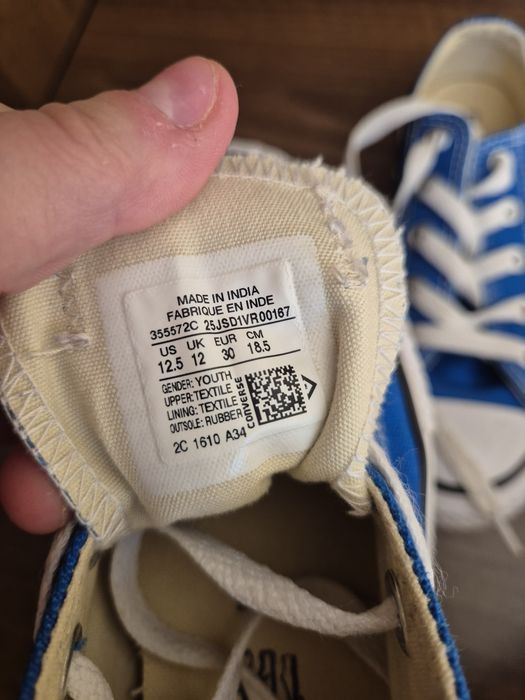 Converse, tenesi, papuci marimea 30