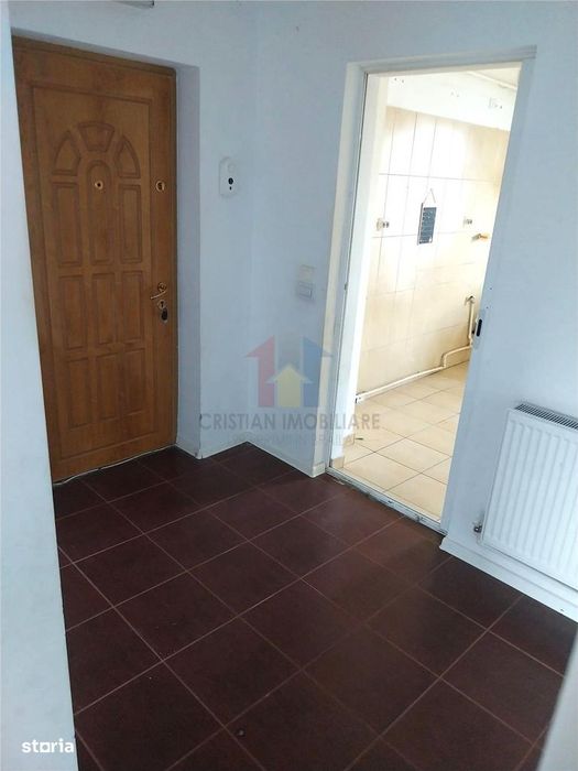 SPATIOS! Apartament 3 Camere, zona catedrala 82 mp