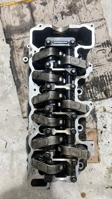 Мерседес.     210