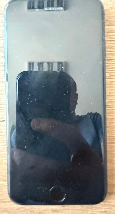 IPhone SE 2022г 64GB black