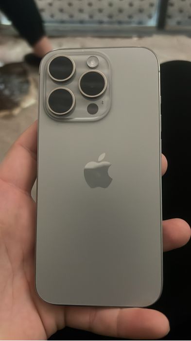 Iphone 15 pro Титановый