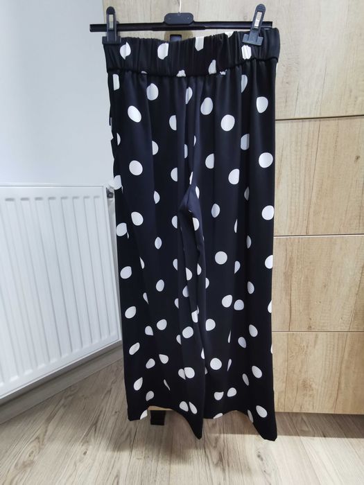 Pantaloni largi Zara, mărime XS