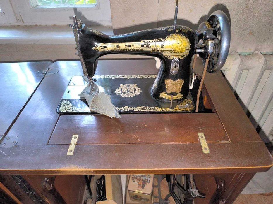 Продаются швейные машины и оверлок