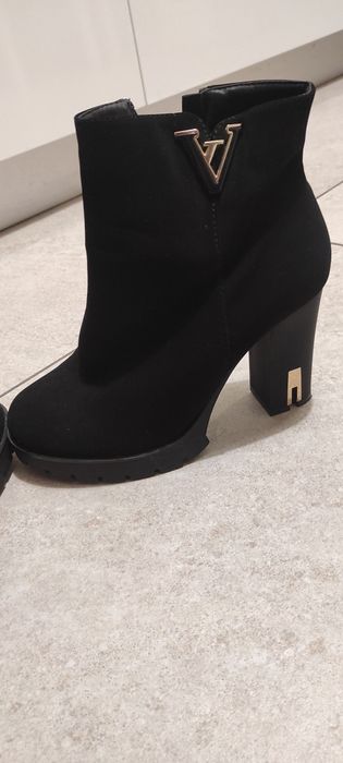 Ghete mărimea 39-40