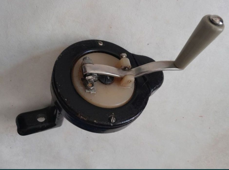 Привод ручной для шв.машины.