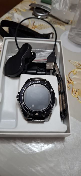 Часы Смарт. Сталь. б/у с