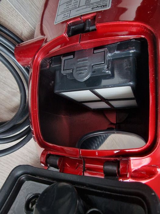 Mini aspirator Dirt Devil Nou M160 fara sac