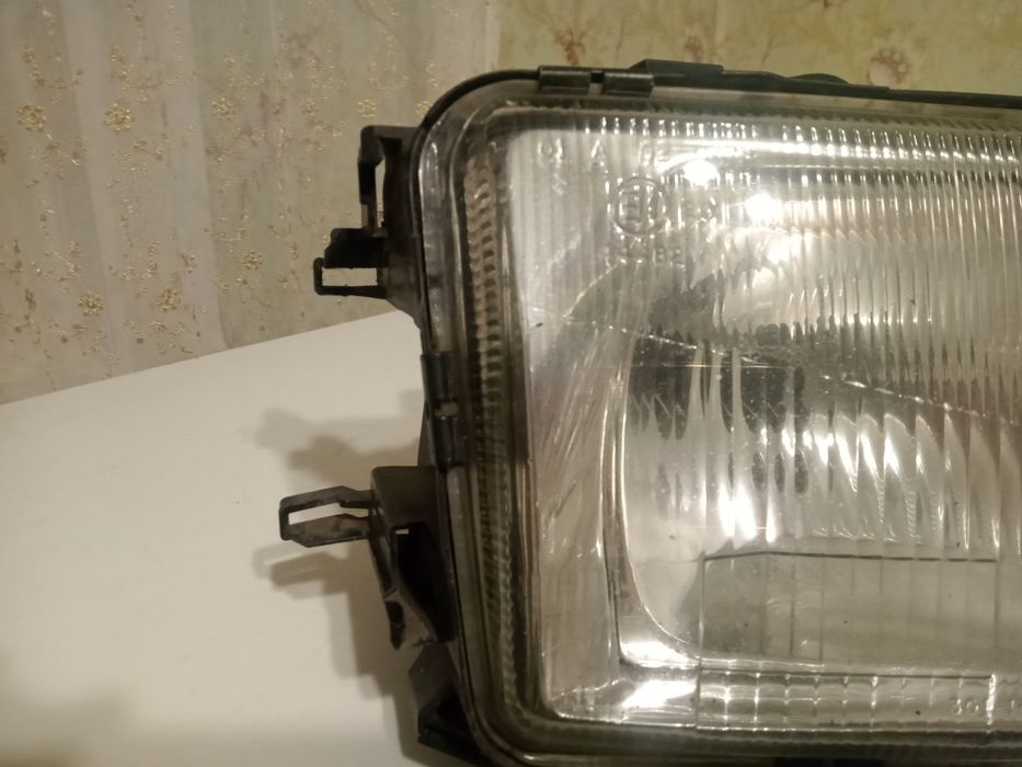Фары от Ауди 80 Б4 оригинальные