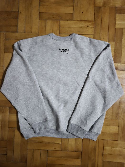 Articol Premium Bershka, Oversized Fit, Streetwear Style, Damă - XS